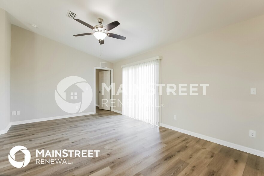 Building Photo - 2806 58th St W