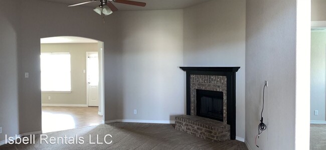 Building Photo - 3 br, 2 bath House - 3000 Montague County ...