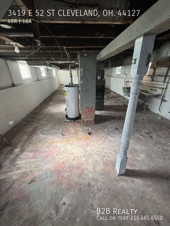 Building Photo - 3419 E 52nd St