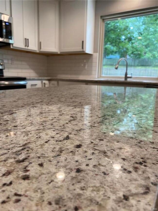 Building Photo - 762 La Feil Dr