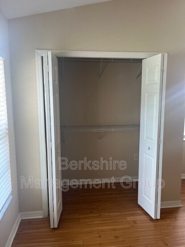 Building Photo - 1106 Brook Meadow Dr