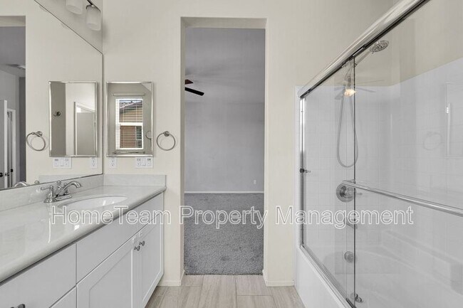 Building Photo - 1704 Cal Orchid Pl