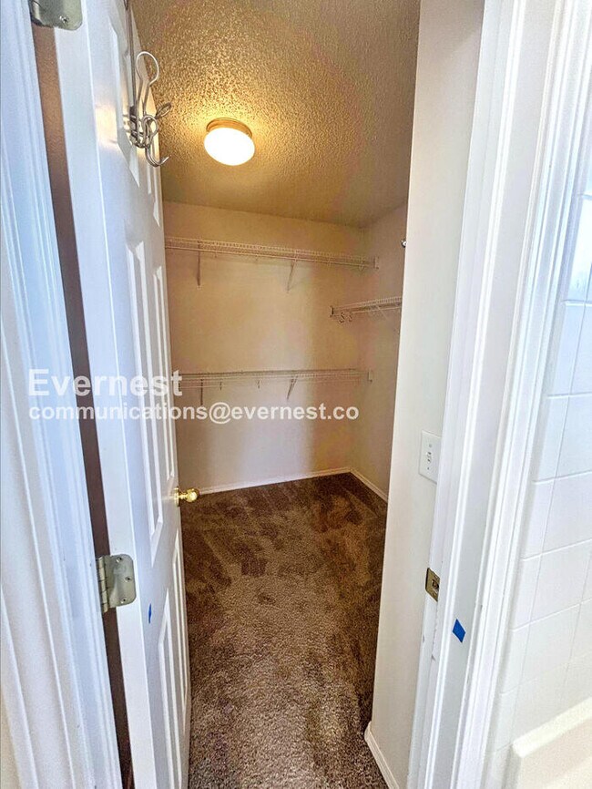 Building Photo - 4283 Coolwater Dr