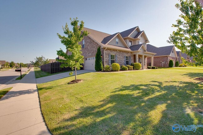 Building Photo - 2964 Magnolia Park Drive Southeast