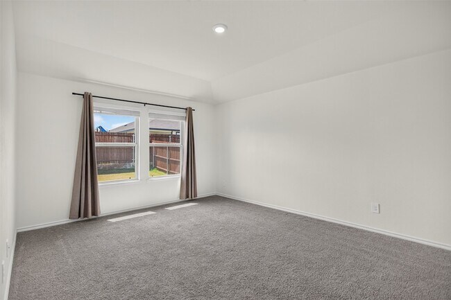 Building Photo - 149 Boxwood Dr