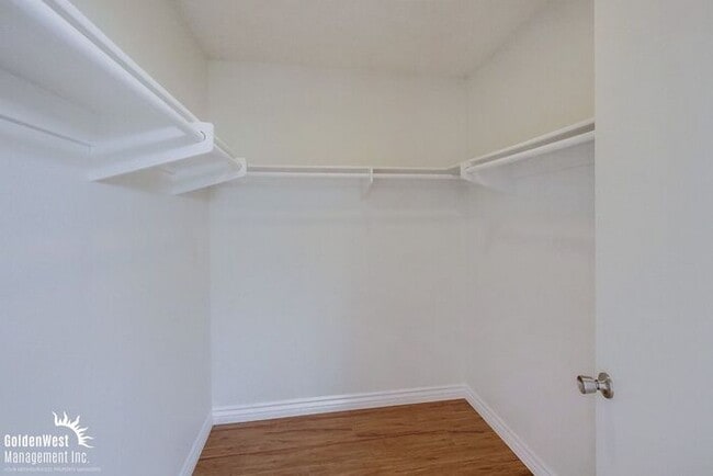 Building Photo - Beautiful 2Bdm 2Ba Condo in La Jolla Colon...
