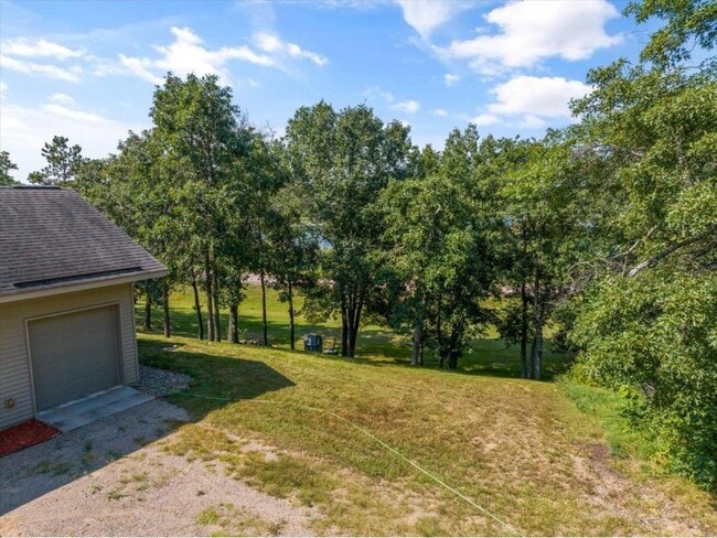 Building Photo - 11423 Fawn Lake Rd