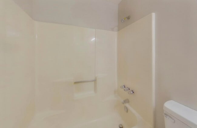 Building Photo - Special Home In Cedar Brook Dr SE!!!