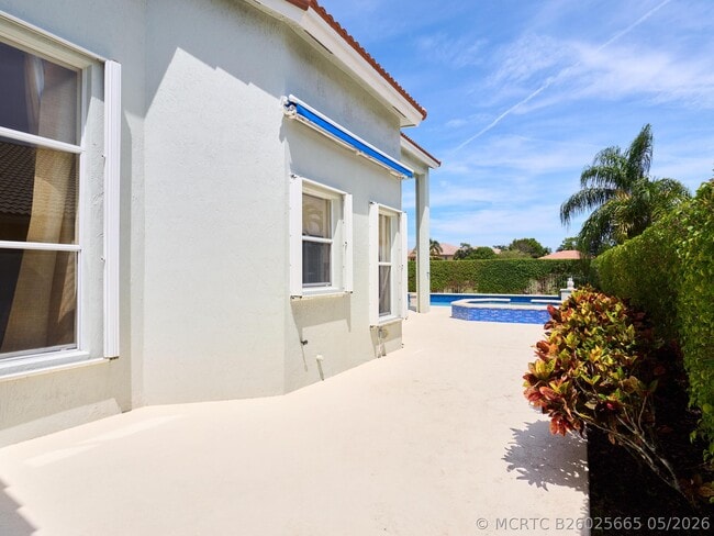 Building Photo - 8282 Spyglass Dr
