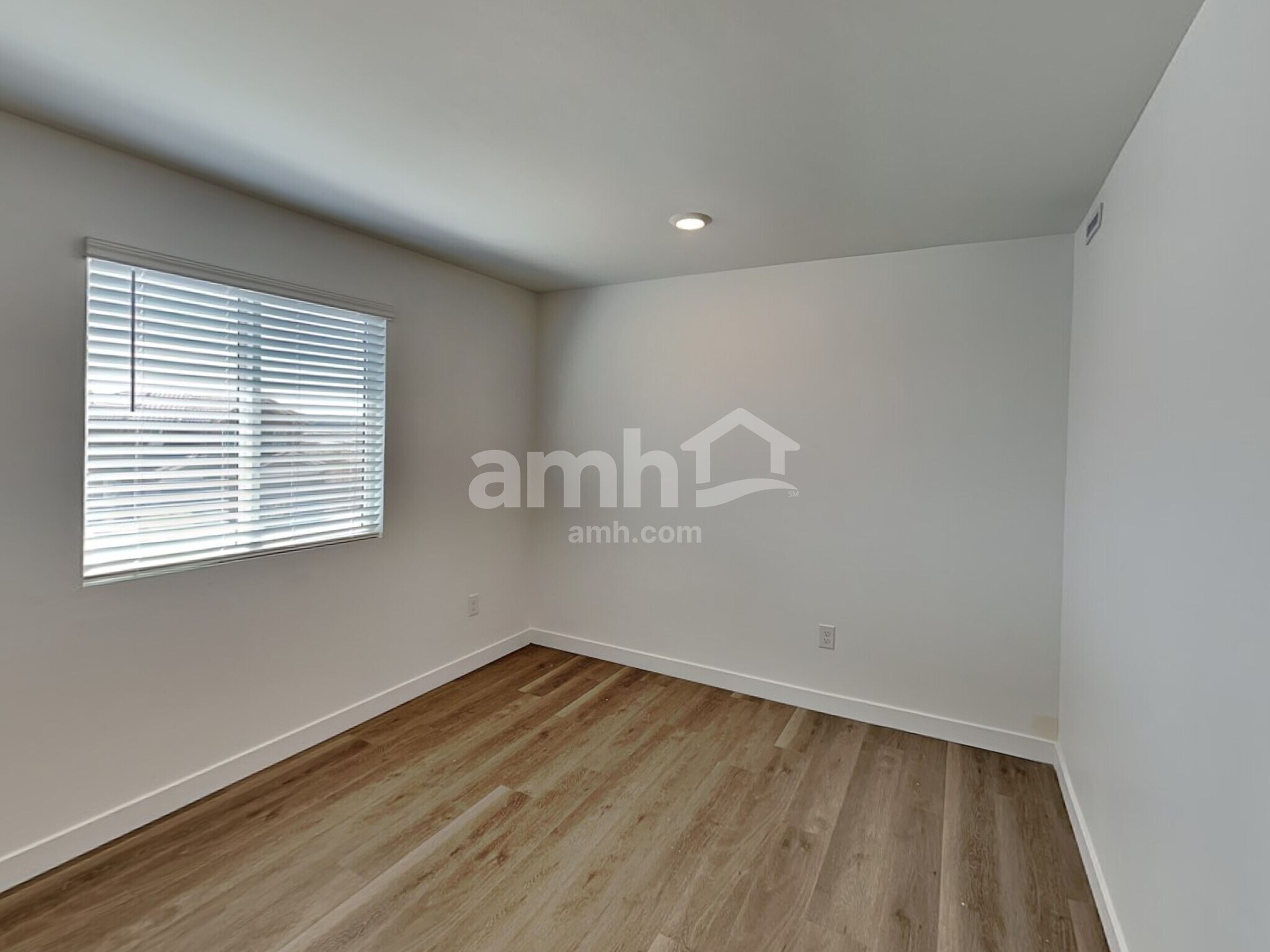 Building Photo - 9653 N Rancho Lozano