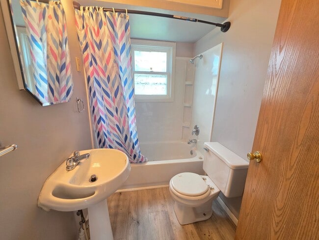 Building Photo - 3 Bed 1 Bath Single Family Home in Wisconsin Rapids