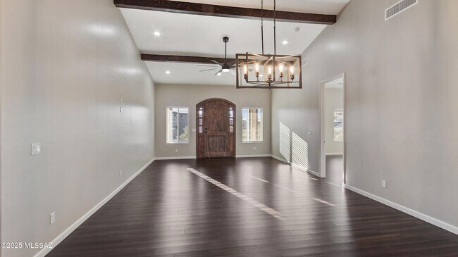 Building Photo - 1251 Avenida Gandara