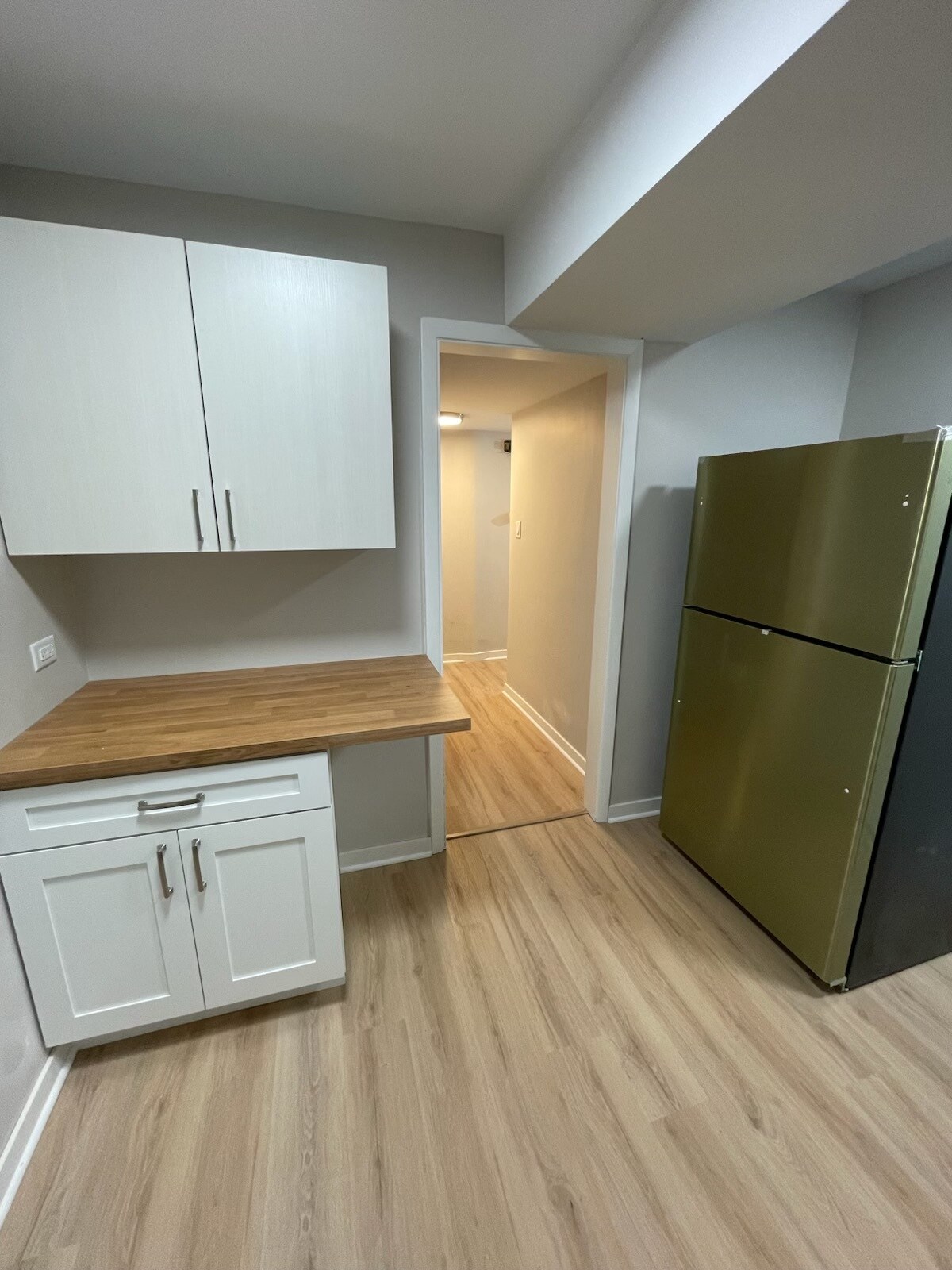 Building Photo - 7202 W Crain St