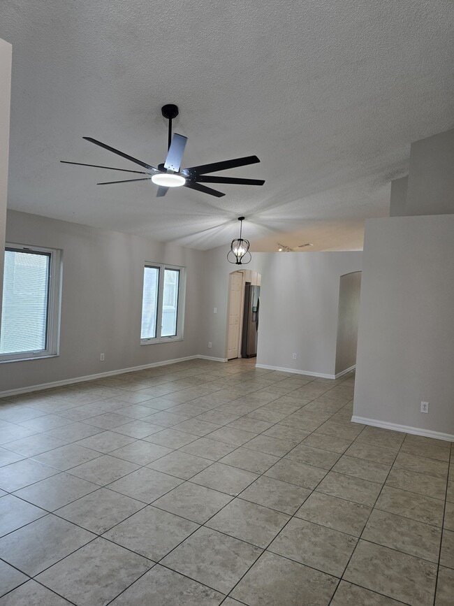 Building Photo - 14528 Kristenright Ln