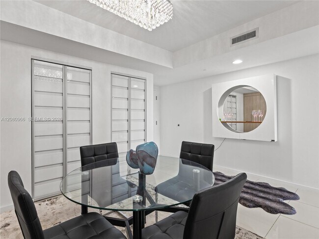 Building Photo - 5252 NW 85th Ave