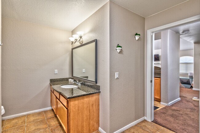 Building Photo - 3145 E Flamingo Rd