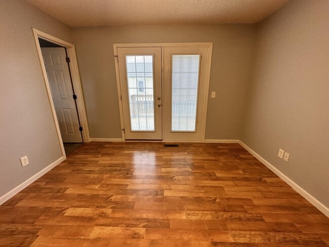 Building Photo - 2918 Patrick Ave