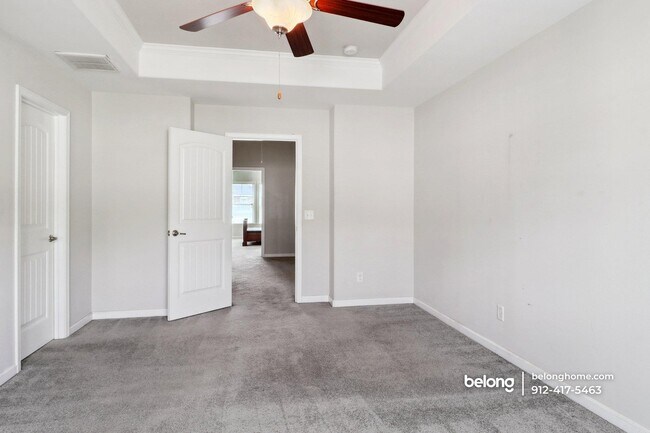 Building Photo - 310 Sonoma Dr