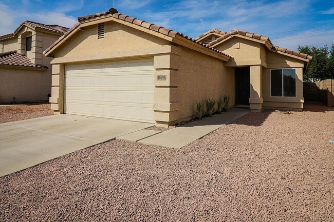 Primary Photo - 11726 W Shaw Butte Dr