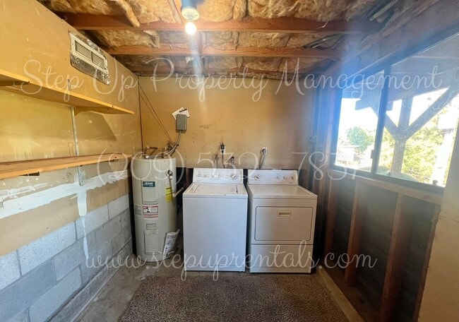 Building Photo - 94 S Norlin St