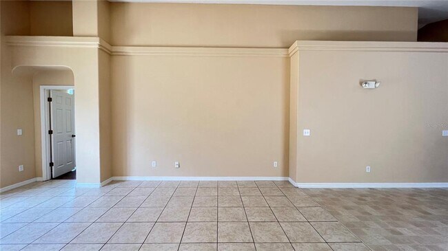 Building Photo - 16709 Fresh Meadow Dr