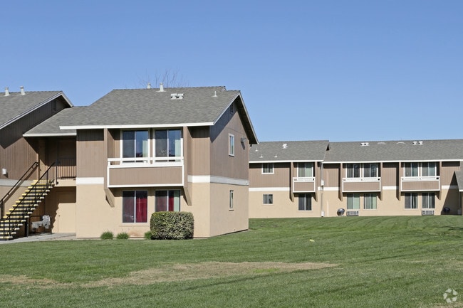 Building Photo - Country Way Apartments
