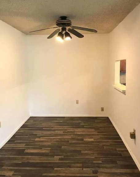 Dining Room - 215 Rachel Ct