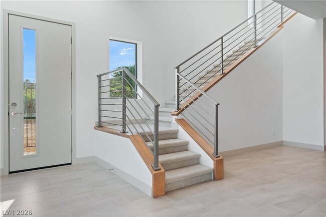 Building Photo - 66 Lakefront Dr