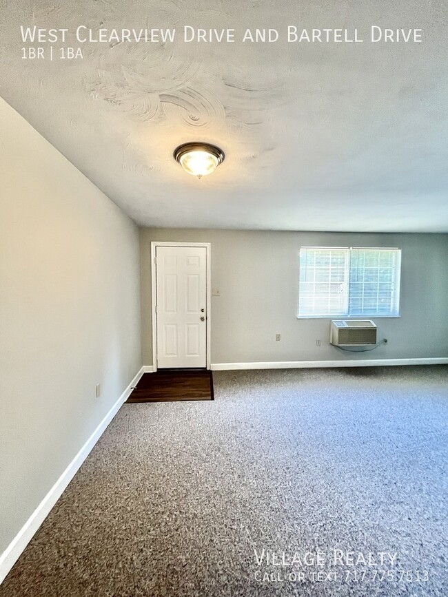 Building Photo - Newly-renovated 1-Bed Convenient to I-83 &...