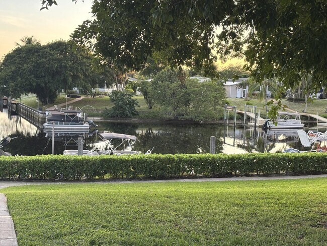 Building Photo - 5048 Heatherhill Ln