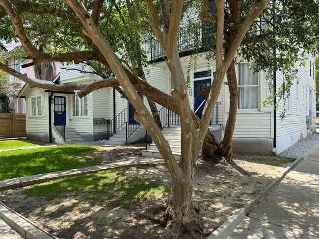 Primary Photo - 638 Audubon St
