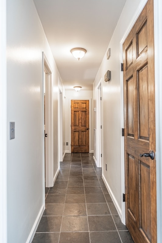 Building Photo - 980 Monticello Dr