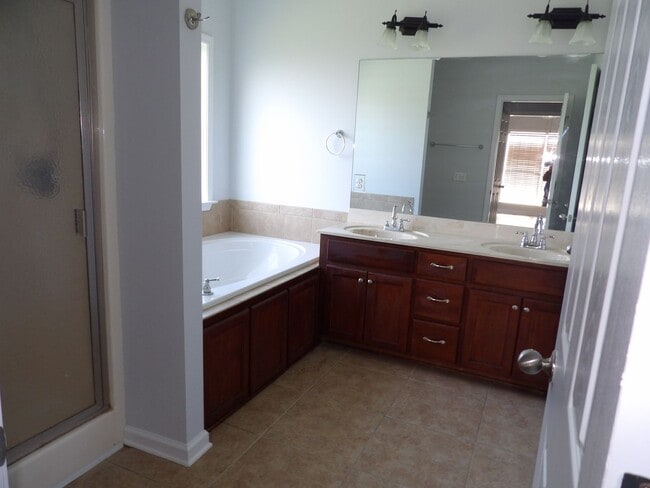 Building Photo - Hannah Road, Enterprise, AL