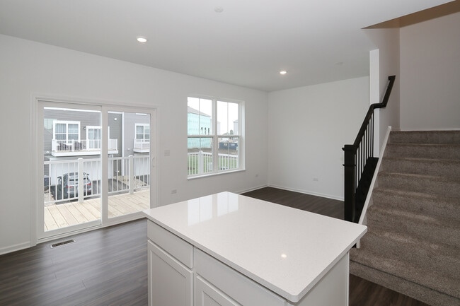 Building Photo - 2252 Stonegate Rd