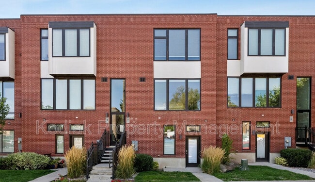 Building Photo - 676 Markea Ave