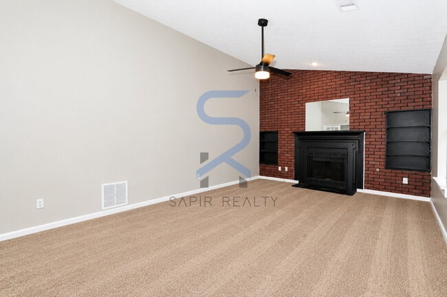 Building Photo - Spacious & Inviting – 3BR Home in a Serene Decatur Neighborhood