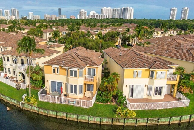 Building Photo - 3172 NE 211th St