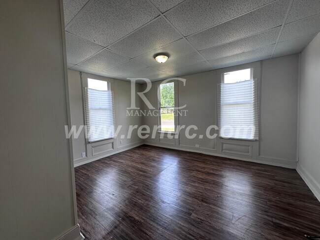 Building Photo - 511 Jackson-