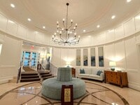 Building Photo - Elegant Back Bay Living in Full-Service La...