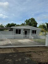 Building Photo - 110 NW 120th Ter