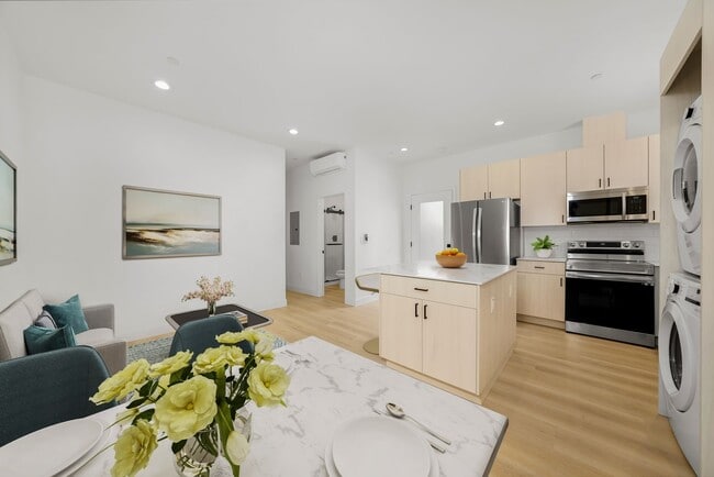 Interior Photo - E Street