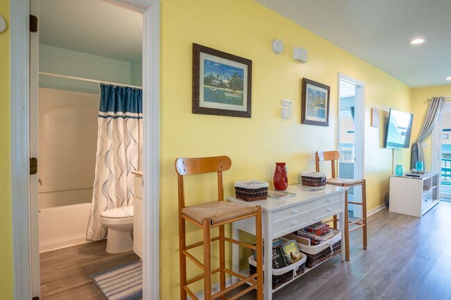 Building Photo - Winds VI @ 418 Carolina Beach Ave N