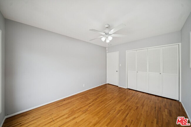 Building Photo - 5307 Vantage Ave