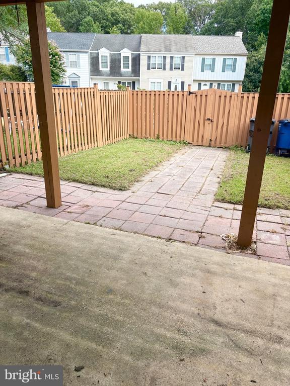 Building Photo - 7653 Stana Ct