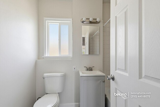 Building Photo - 7090 Lime Ave