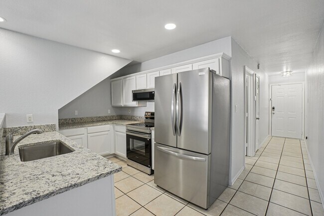 Primary Photo - 4021 Preferred Pl