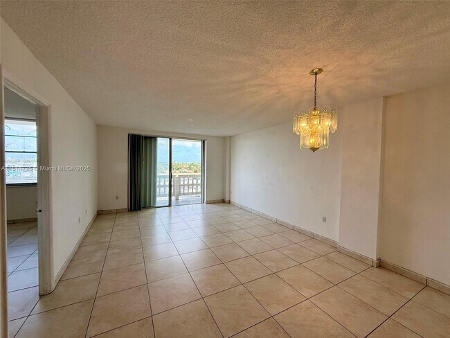 Building Photo - 15600 NW 7th Ave