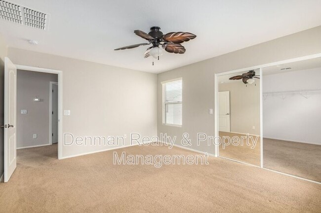 Building Photo - 4262 E Carla Vista Dr
