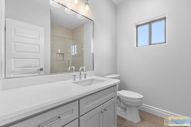 Building Photo - 2170 Portofino Blvd