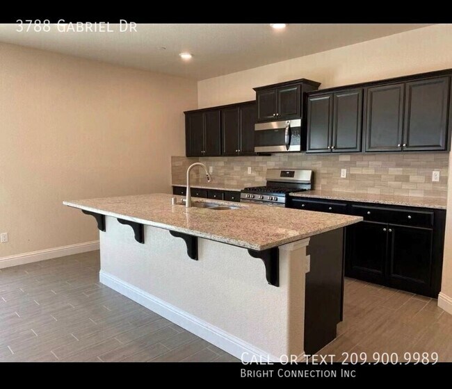 Building Photo - 3788 Gabriel Dr